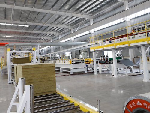 آخرین وبلاگ های شرکت در مورد Hebei Greens Launches Stone Wool Sandwich Panel Production Line with 3-15 m/min Continuous Output