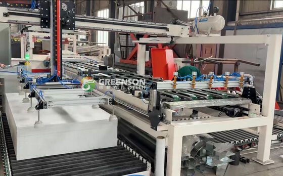 قیمت خوب Industrial Gypsum Board Saw Machine 3 Pieces/Minute Cutting Speed For 1200 Mm*2400 Mm Boards Dust Free Operation آنلاین